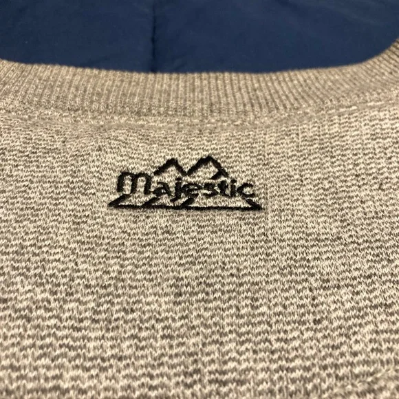 Detroit RedWings Majestic Sweater - Picture 8 of 11